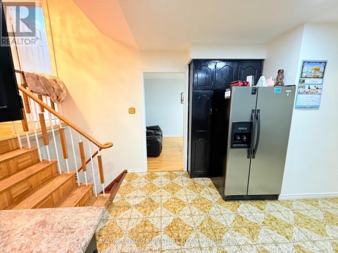 32 MADISON STREET, Brampton (Central Park), Ontario, L6S3C5
