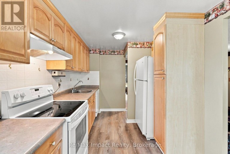 822 SOUTHDOWN STREET, Oshawa (Donevan), Ontario, L1H7X3