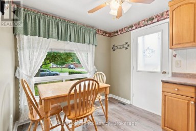 822 SOUTHDOWN STREET Oshawa (Donevan) Ontario photo 14