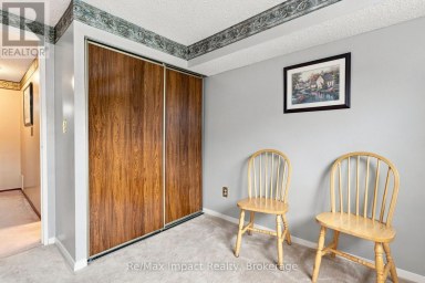 822 SOUTHDOWN STREET Oshawa (Donevan) Ontario photo 27