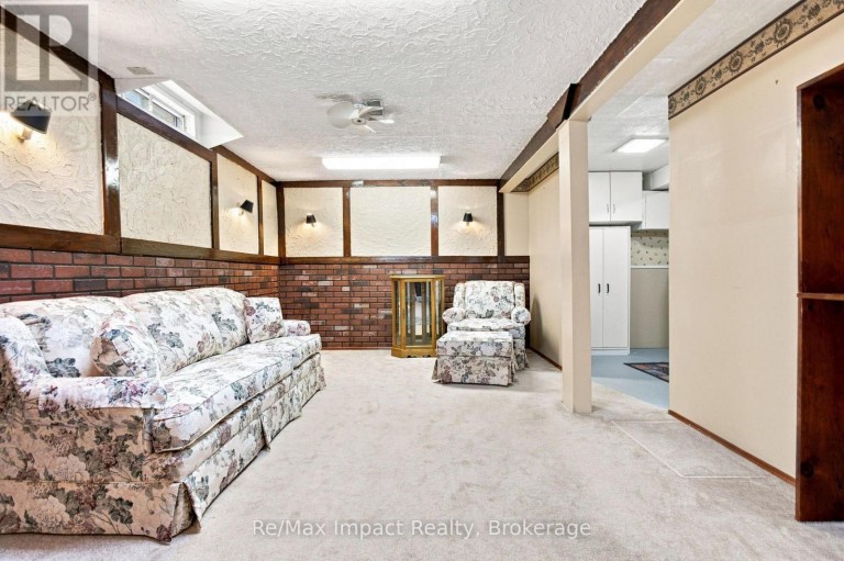 822 SOUTHDOWN STREET, Oshawa (Donevan), Ontario, L1H7X3