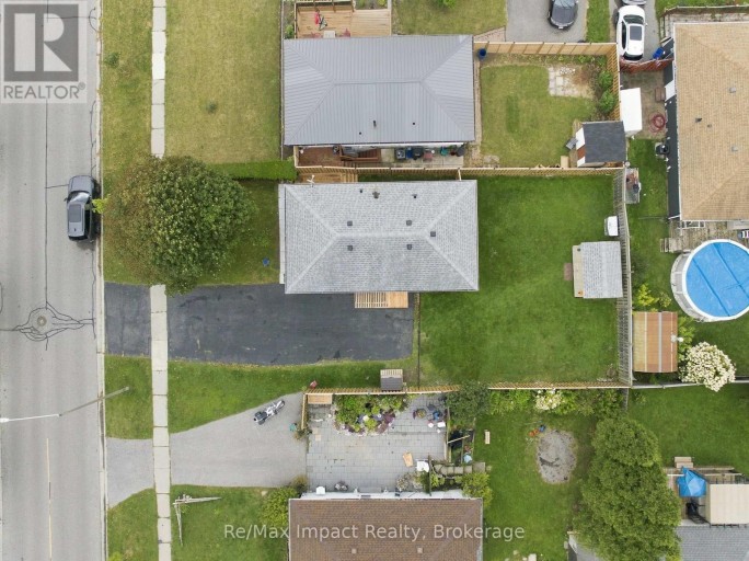 822 SOUTHDOWN STREET, Oshawa (Donevan), Ontario, L1H7X3