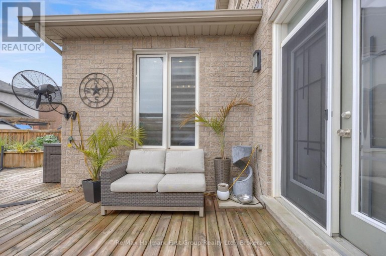 112 ROY NICHOLS DRIVE, Clarington (Courtice), Ontario, L1E0H7