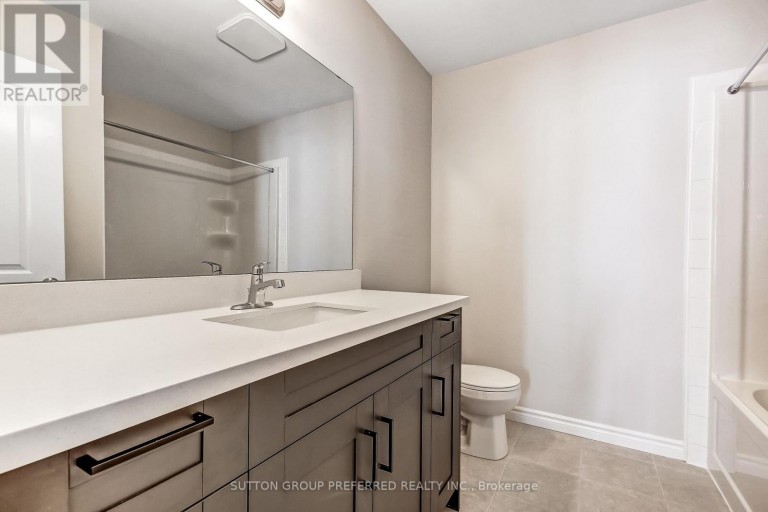3956 MIA AVENUE, London South (South W), Ontario, N6L0H4