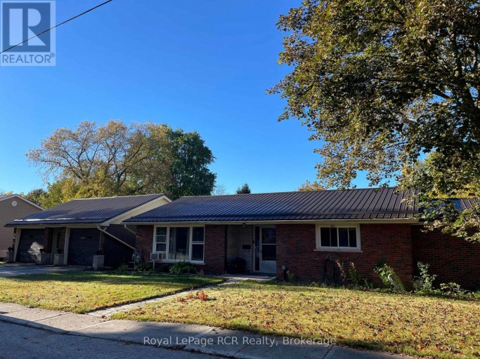 5 STINSON STREET, South Bruce, Ontario, N0G2J0