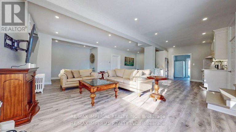 13291 WARDEN AVENUE, Whitchurch-Stouffville, Ontario, L4A3X8