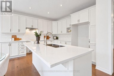 3113 IRETON STREET Innisfil Ontario photo 15