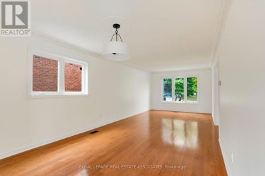1410 WAKEHURST CRESCENT Oakville (CV Clearview) Ontario photo 12