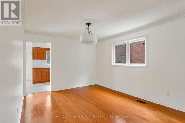 1410 WAKEHURST CRESCENT, Oakville (CV Clearview), Ontario, L6J6T6