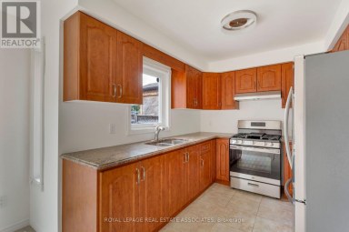 1410 WAKEHURST CRESCENT Oakville (CV Clearview) Ontario photo 16