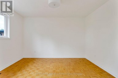 1410 WAKEHURST CRESCENT Oakville (CV Clearview) Ontario photo 35