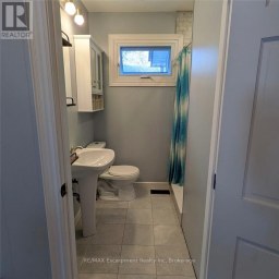 193 MILL STREET S Hamilton (Waterdown) Ontario photo 14