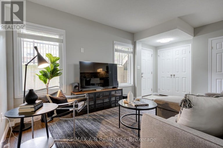 H - 242 RACHEL CRESCENT, Kitchener, Ontario, N2R0E1
