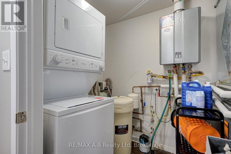 H - 242 RACHEL CRESCENT, Kitchener, Ontario, N2R0E1