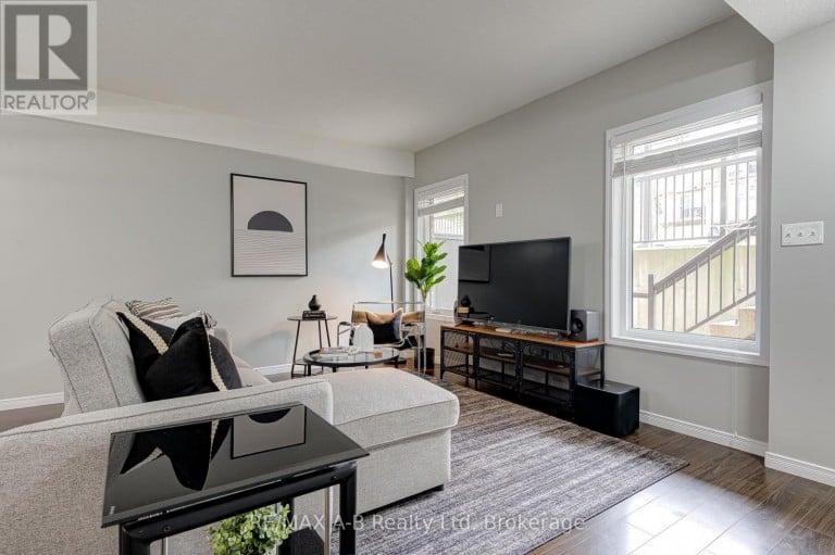 H - 242 RACHEL CRESCENT, Kitchener, Ontario, N2R0E1