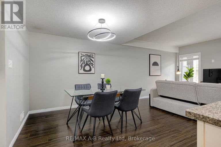 H - 242 RACHEL CRESCENT, Kitchener, Ontario, N2R0E1