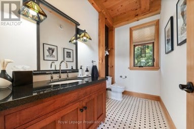 12698 LOYALIST PARKWAY Prince Edward County (Picton Ward) Ontario photo 23