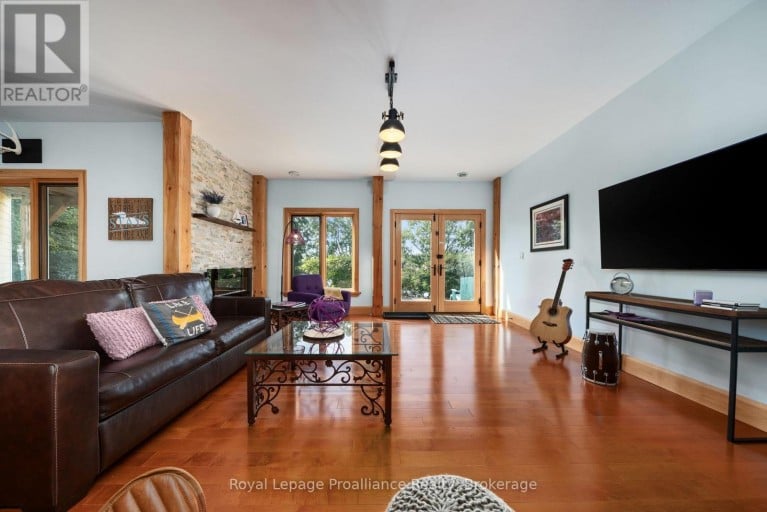 12698 LOYALIST PARKWAY, Prince Edward County (Picton Ward), Ontario, K0K2T0