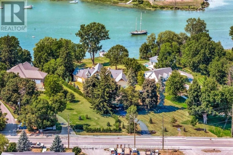 12698 LOYALIST PARKWAY, Prince Edward County (Picton Ward), Ontario, K0K2T0