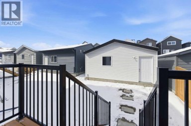 99 Aquila Way NW Calgary Alberta photo 35