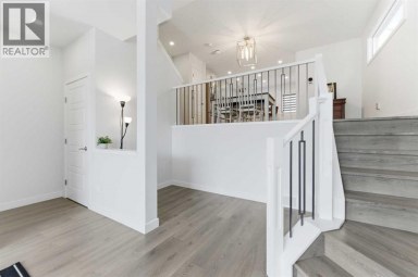 99 Aquila Way NW Calgary Alberta photo 8