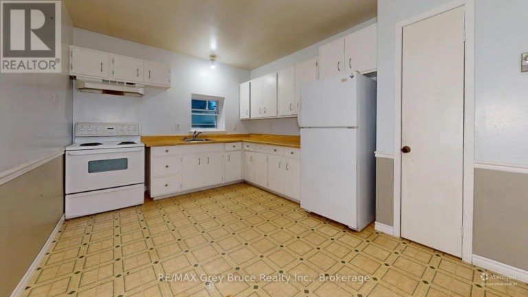 UNIT 5 - 108 QUEEN STREET N, West Grey, Ontario, N0G1R0
