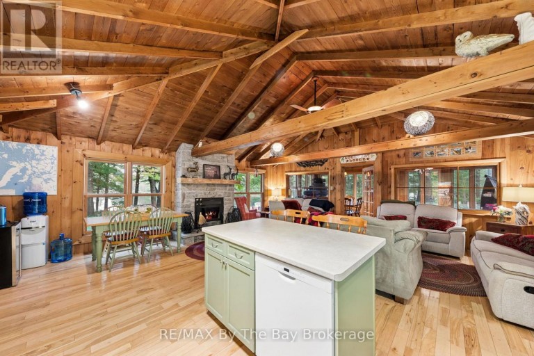 10158 GEORGIAN BAY SHORE, Georgian Bay (Baxter), Ontario, P0E1E0