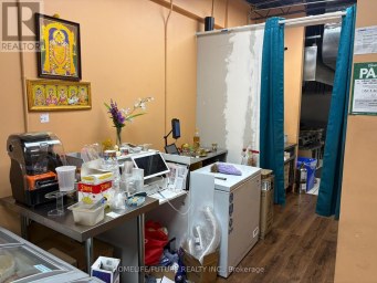 296 - 284-296 MARKHAM ROAD Toronto (Scarborough Village) Ontario photo 32