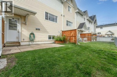 255 Prestwick Acres Lane SE Calgary Alberta photo 40