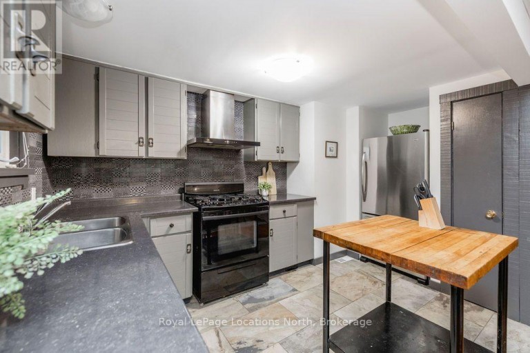 280 OXBOW PARK DRIVE, Wasaga Beach, Ontario, L9Z2V6