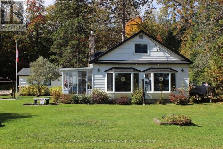 1051 HALLS LAKE ROAD, Algonquin Highlands (Stanhope), Ontario, K0M1S0