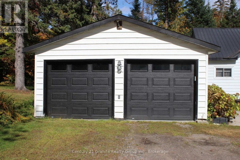 1051 HALLS LAKE ROAD, Algonquin Highlands (Stanhope), Ontario, K0M1S0