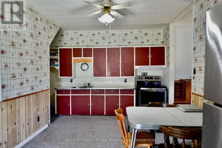 226 BARTLEY DRIVE, Northern Bruce Peninsula, Ontario, N0H1Z0