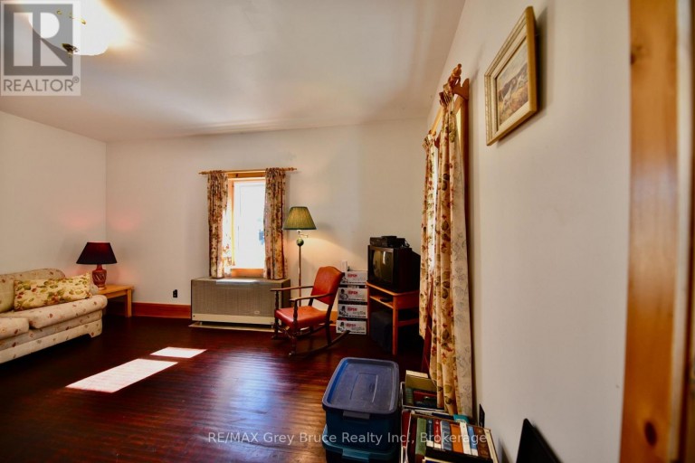 226 BARTLEY DRIVE, Northern Bruce Peninsula, Ontario, N0H1Z0