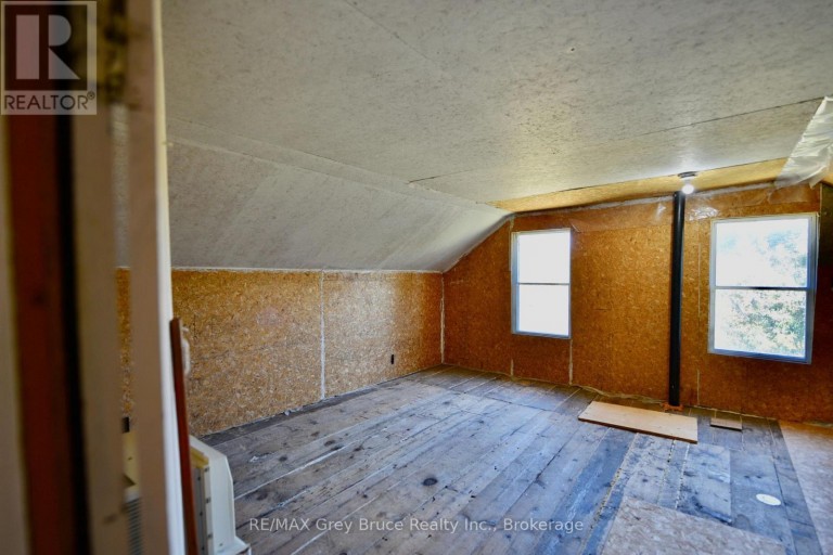 226 BARTLEY DRIVE, Northern Bruce Peninsula, Ontario, N0H1Z0