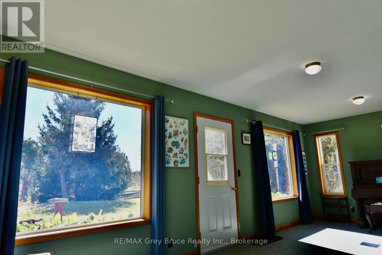 226 BARTLEY DRIVE, Northern Bruce Peninsula, Ontario, N0H1Z0
