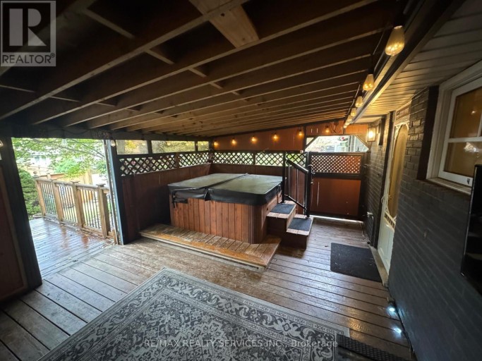 82 EDELWILD DRIVE, Orangeville, Ontario, L9W2Y7