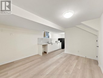 102 CADILLAC CRESCENT Brampton (Fletcher's Meadow) Ontario photo 20