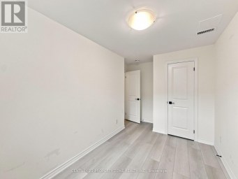 102 CADILLAC CRESCENT Brampton (Fletcher's Meadow) Ontario photo 23