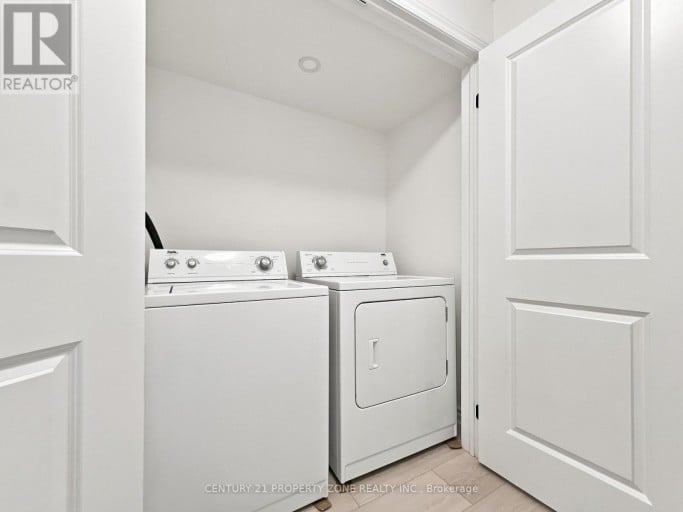 102 CADILLAC CRESCENT, Brampton (Fletcher's Meadow), Ontario, L7A3B4