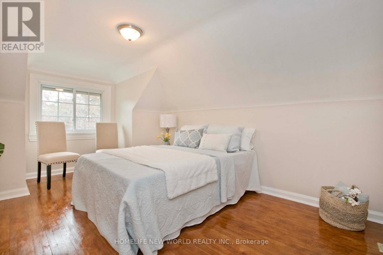 74 HADDON AVENUE N, Hamilton (Westdale), Ontario, L8S4A5