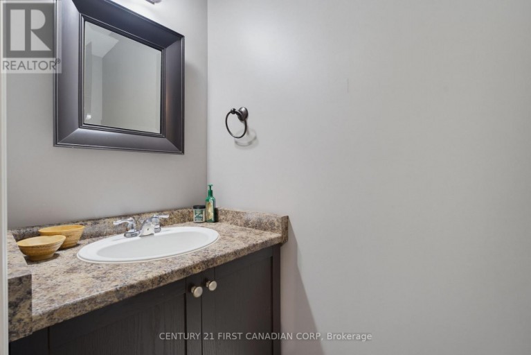 1197 SMITHER ROAD, London North (North I), Ontario, N6G5R8
