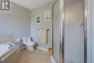1197 SMITHER ROAD London North (North I) Ontario photo 24