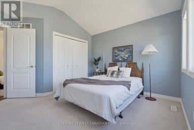 1197 SMITHER ROAD London North (North I) Ontario photo 28