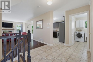 1197 SMITHER ROAD London North (North I) Ontario photo 6