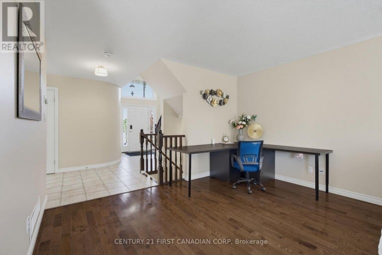 1197 SMITHER ROAD, London North (North I), Ontario, N6G5R8