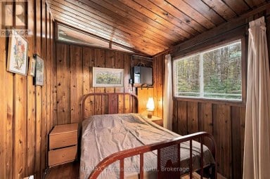 1086 DRAGONFLY LANE Minden Hills (Snowdon) Ontario photo 15