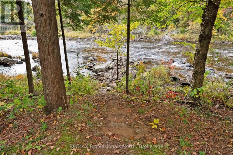 1086 DRAGONFLY LANE, Minden Hills (Snowdon), Ontario, K0M2K0