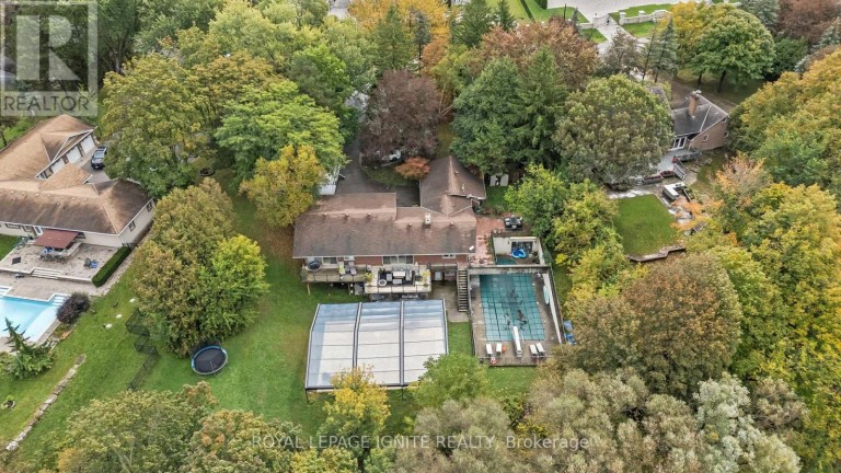 8 RIDGEVALE DRIVE, Markham (Box Grove), Ontario, L6B1A8