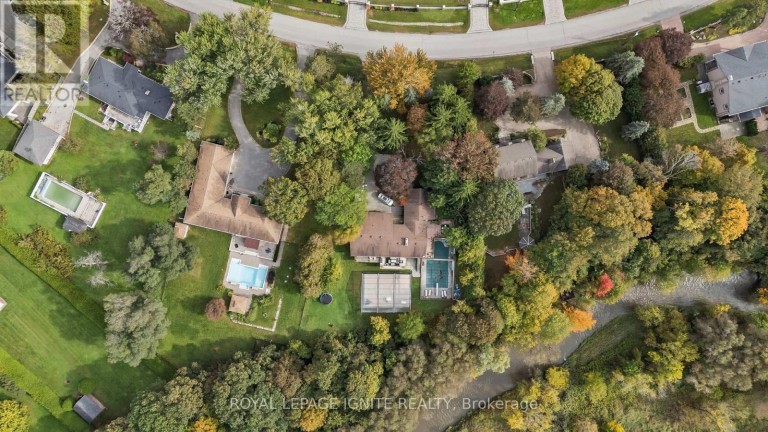 8 RIDGEVALE DRIVE, Markham (Box Grove), Ontario, L6B1A8